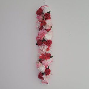 NEW Floral Wall Hanging